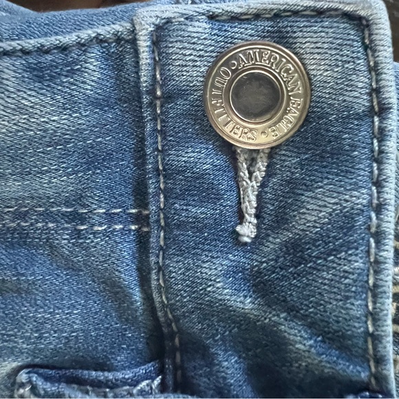 AE American Eagle Next Level Ripped Jean High-Waisted Destroyed Size 0 Short - Picture 16 of 16